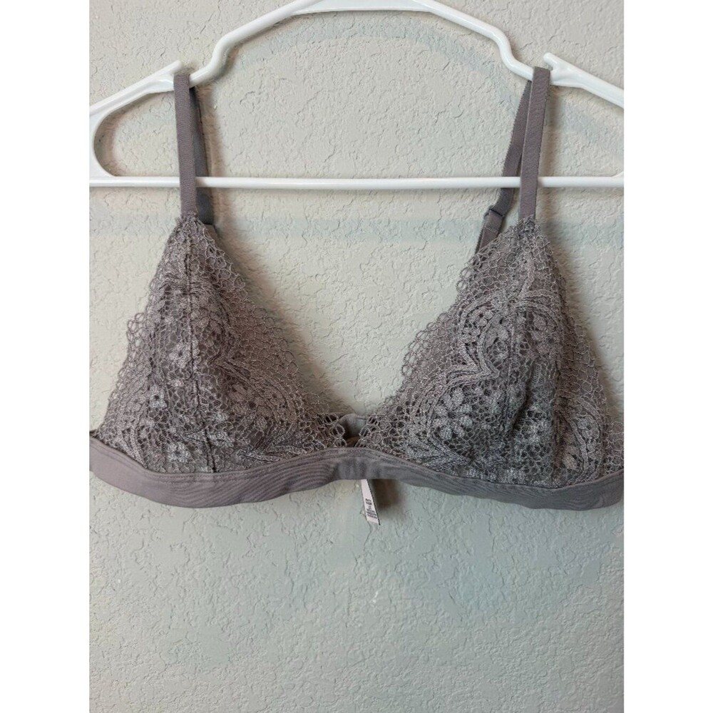 Victoria's Secret Grey Lace Bralette Size Large